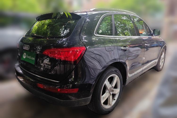 Used Audi Q5 2016 40 TFSI Technology Edition Rear Right 45 Deg