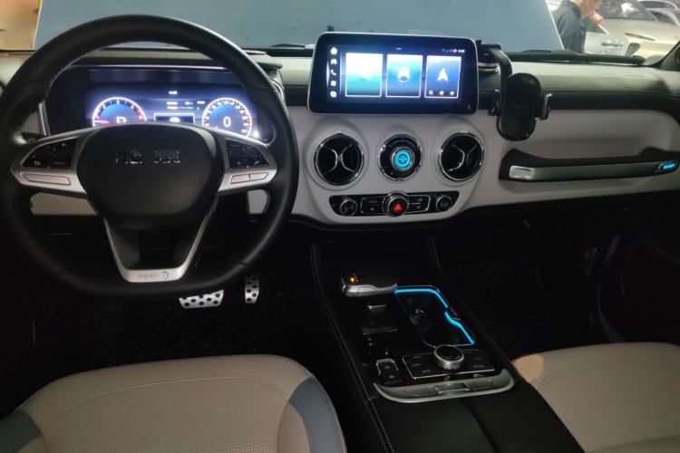 Used BAIC Off-Road BJ40 2023 2.0D Automatic Four-Wheel Drive Blade Hero Edition Adventurer Type