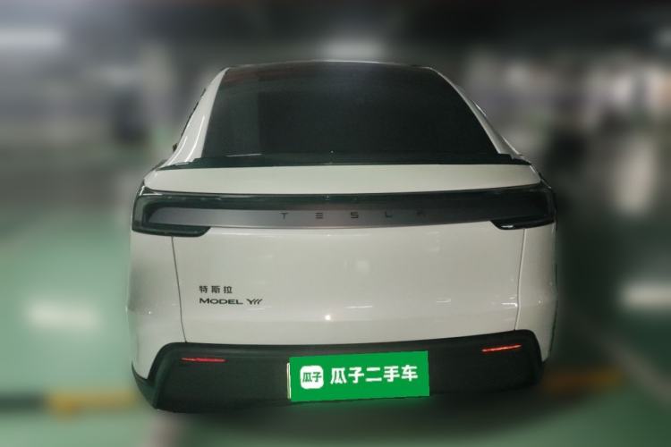 Used Tesla Model Y L 2025 Model Long-Range All-Wheel-Drive Version