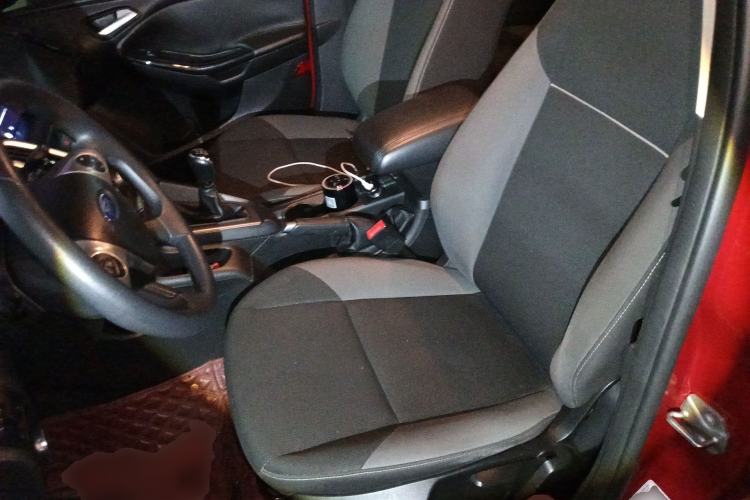 Used Ford Focus 2012 Hatchback 1.6L Manual Comfort Model