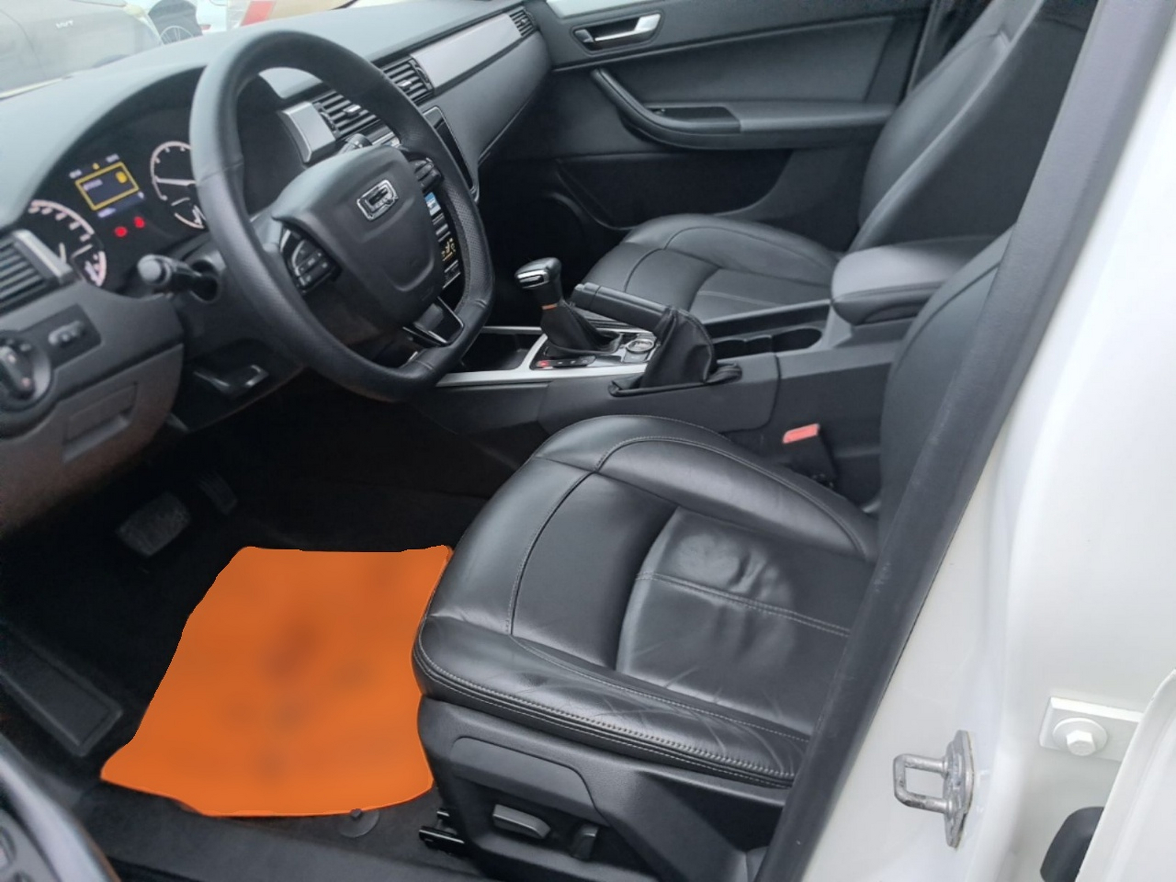 Interior delantero