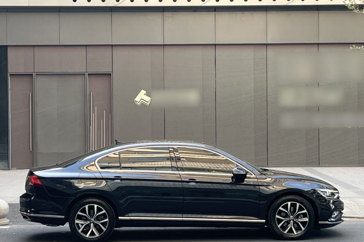 Used Volkswagen Magotan 2020 330TSI DSG Leading Model
