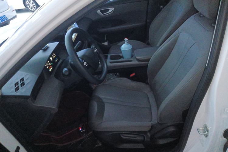 Used Roewe Roewe E6 2025 Model 520km Taxi Version