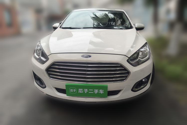Used Ford Escort 2015 1.5L Automatic Fashion Model Front