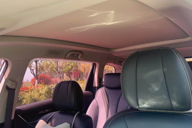 Used BYD Song MAX 2019 1.5T Automatic Smart Connect Prestige Model 6 Seats China V Standard Headliner