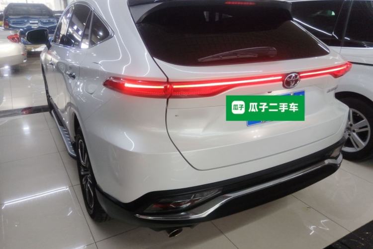 Used Toyota Harrier 2022 2.0L CVT Two-Wheel Drive Deluxe Edition