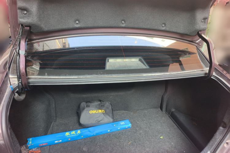 Used Toyota Levin 2016 Dual-Engine 1.8H GS E-CVT Elite Model with Sunroof