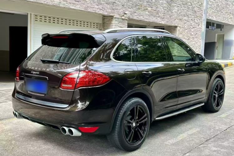 Used Porsche Cayenne 2013 3.6L automatic transmission U.S. specification Rear Right 45 Deg