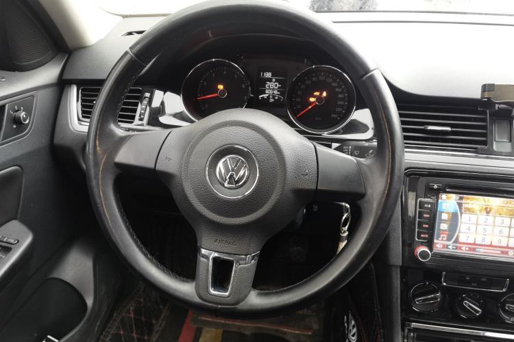 Used Volkswagen Bora 2014 1.6L Manual Comfort Model
