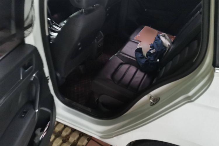 Used Volkswagen Golf Sportsvan 2016 230TSI Automatic Luxury Version
