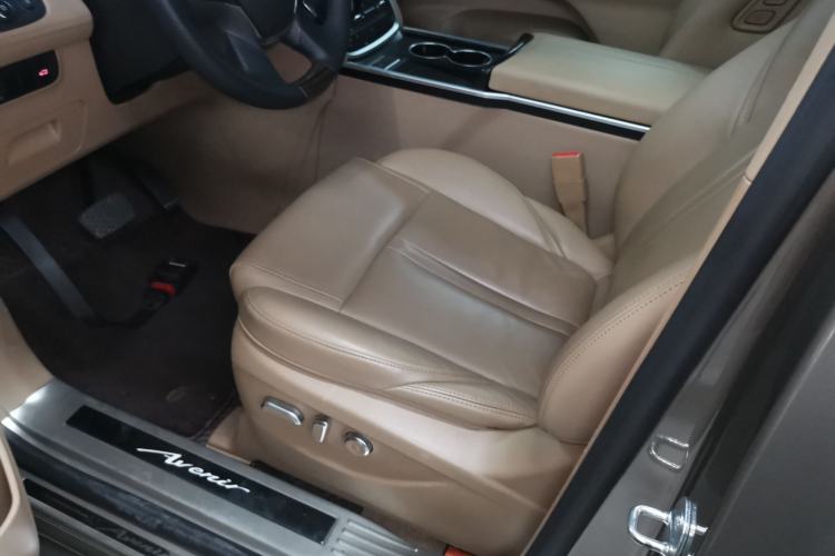 Used Buick GL8 2020 ES Land Cruiser 653T Luxury Edition
