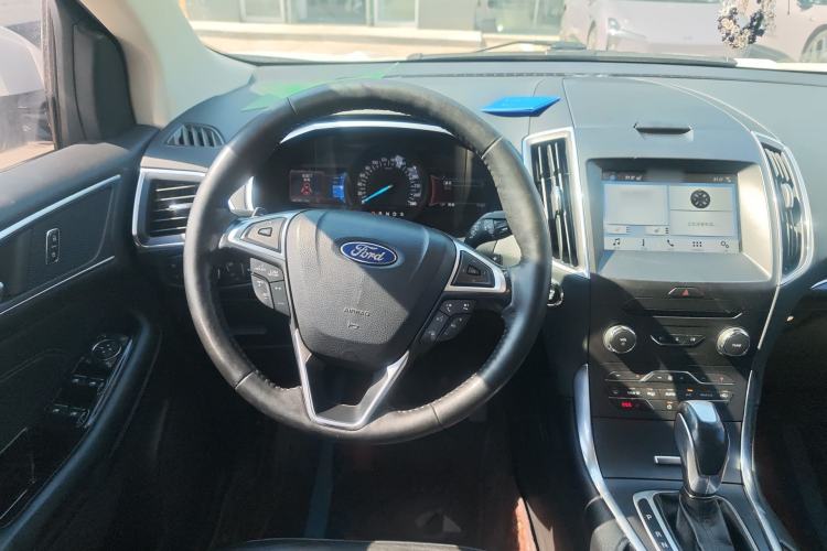 Used Ford Edge 2018 EcoBoost 245 Two-Wheel-Drive Titanium 7-Seater China V Standard
