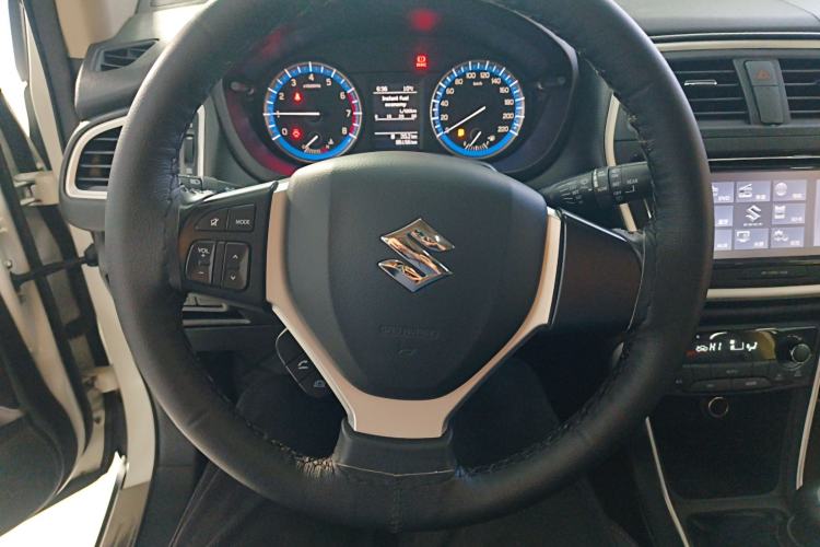 Used Suzuki S-Cross 2014 1.6L Manual Two-Wheel Drive Elite Model
