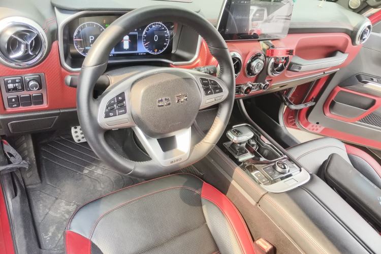 Used BAIC Off-Road BJ40 2020 2.0T Automatic Four-Wheel Drive Tribute Edition 2020 Xieke Version Center Console