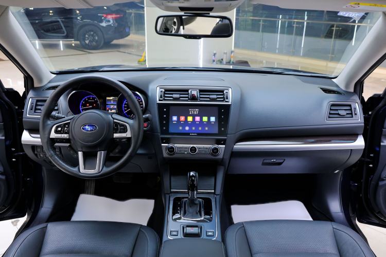 Used Subaru Outback 2017 2.5i Luxury Navigation Edition
