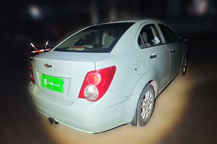 Used Chevrolet Aveo Sonic 2011 Sedan 1.4L MT SL
