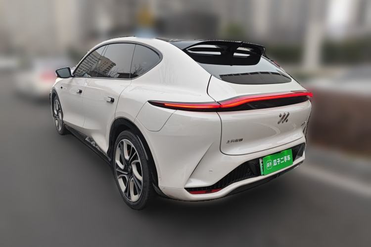 Used IM LS7 2023 90 kWh Elite Rear-Drive Version
