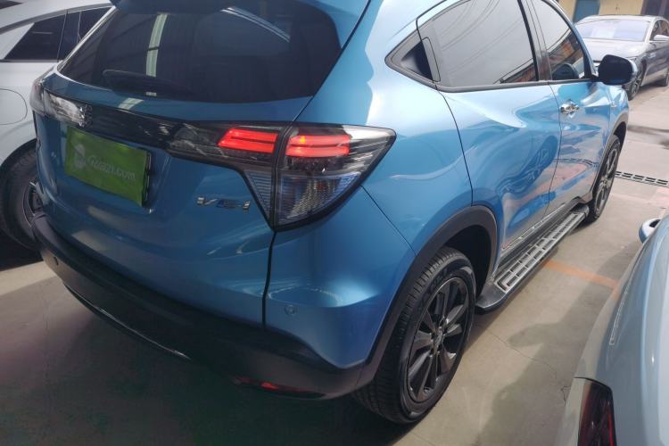 Used Everus VE-1 2020 Luxury Edition Right Rear Taillight