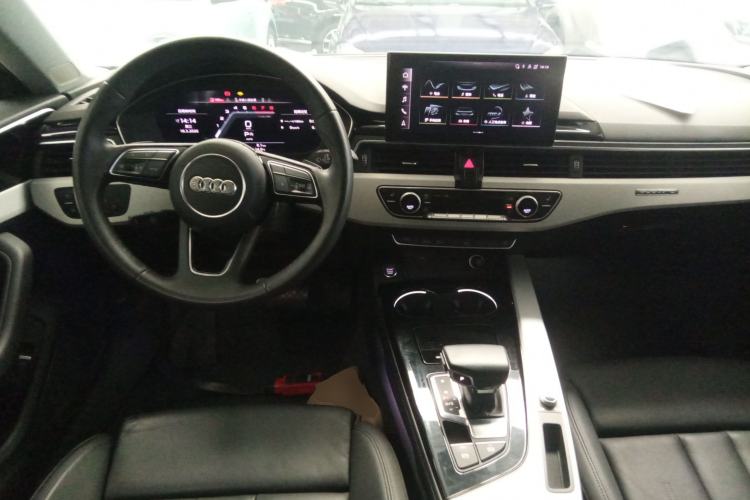 Used Audi A5 2023 Sportback 40 TFSI quattro Luxury Dynamic Edition Steering Wheel