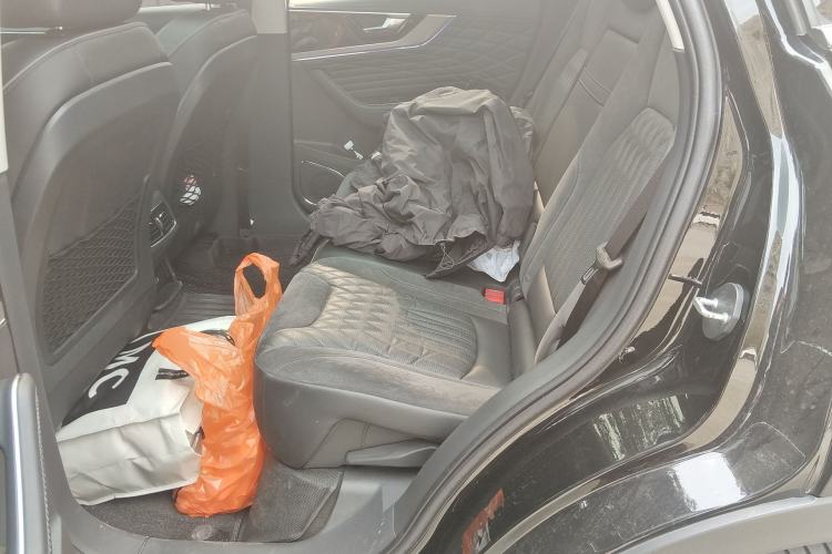 Used Hongqi HS5 2022 Revised Version 2.0T Smart Connect Flagship Edition