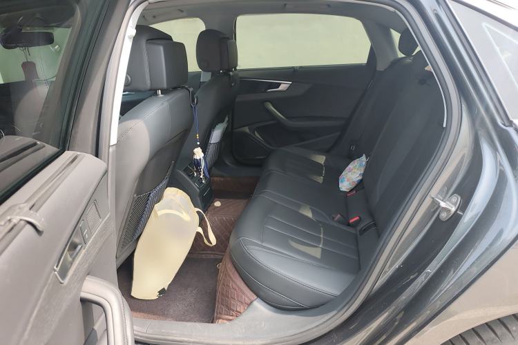 Used Audi A4L 2022 40 TFSI Luxury Prestige Edition Interior 4