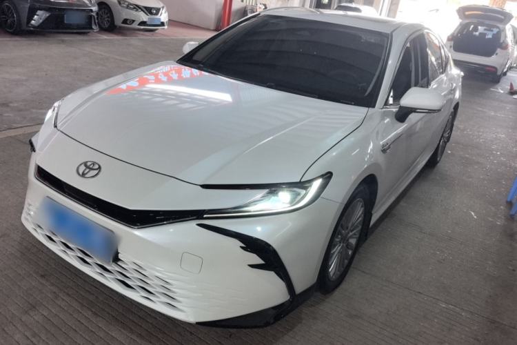 Used Toyota Camry 2024 Dual-Motor 2.0 HGVP Luxury Edition