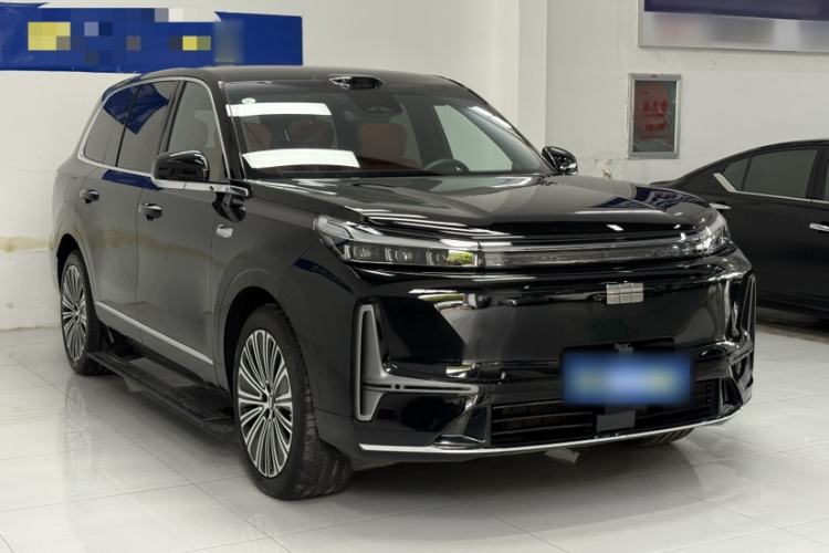 Used Geely Galaxy M9 2025 Model 210km Four-Wheel-Drive Leading Edition Exterior 2