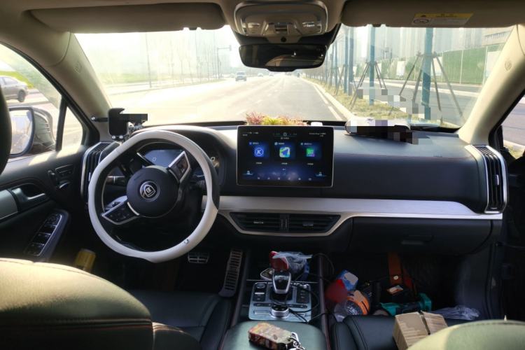 Used BYD Tang New Energy 2018 DM 2.0T All-Wheel Drive Smart Connectivity Luxury Model 7 Seats China V Emission Standard