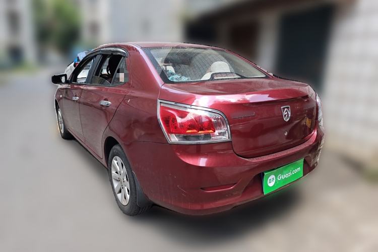 Used Baojun 630 2011 1.5L manual Comfort trim level