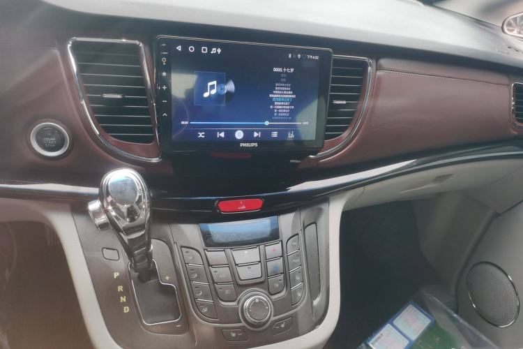 Used JAC Refine M5 2016 2.0T Gasoline Automatic Business Edition