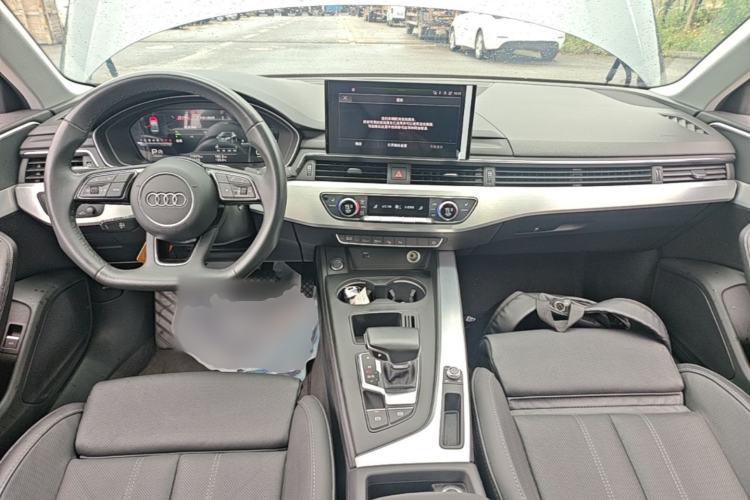 Used Audi A4L 2022 40 TFSI Luxury Dynamic Model