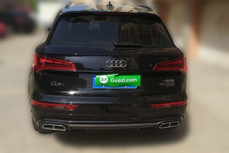 Used Audi Q5L 2025 Facelift 45th Anniversary Collector's Edition 40 TFSI Luxury Dynamic Version Rear