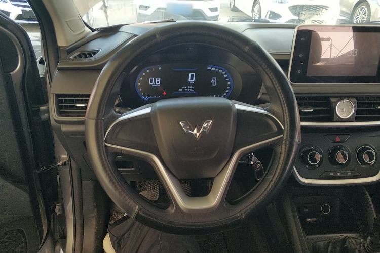 Used Wuling Hongguang S3 2018 1.5L Manual Comfort Model China V Standard
