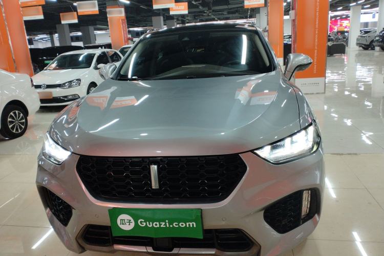 Used Wey VV5 2019 Upgraded Model 2.0T Two-Wheel Drive Flagship Version China V Standard