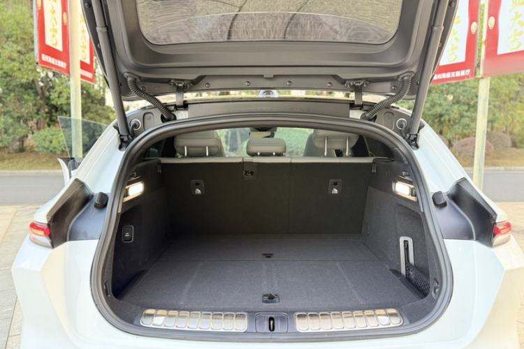 Used Nio ET5T 2023 75 kWh Touring
