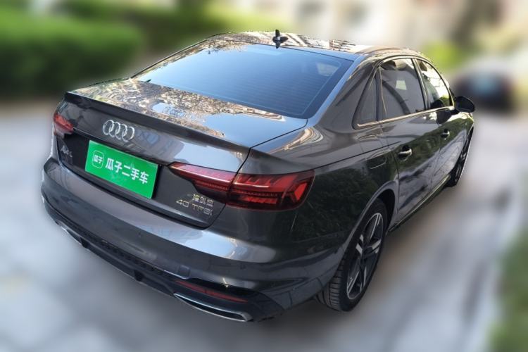 Used Audi A4L 2022 40 TFSI Luxury Dynamic Model
