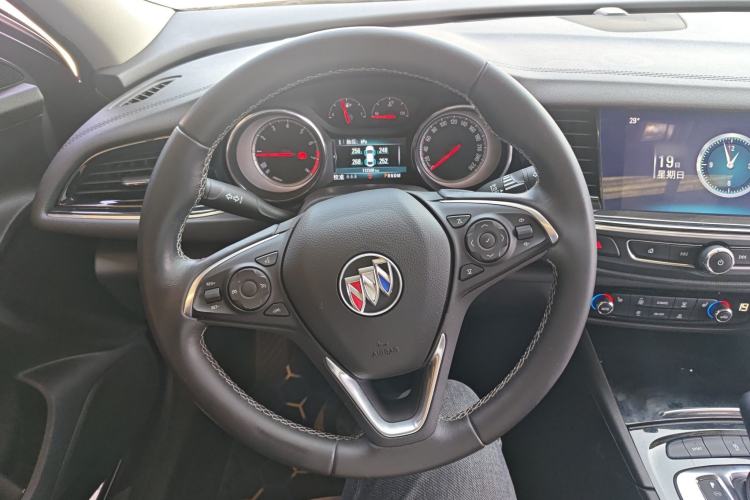 Used Buick Regal 2019 20T Luxury Model China VI Standard