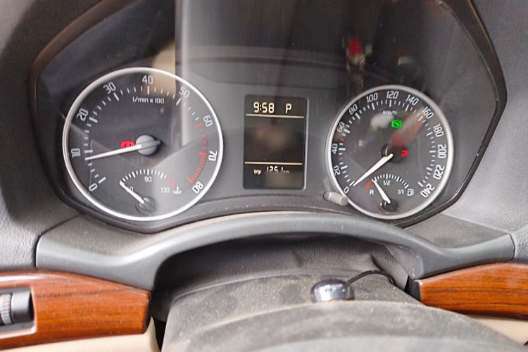 Used Skoda Octavia 2014 1.6L Automatic Yijun Edition Instrument Cluster