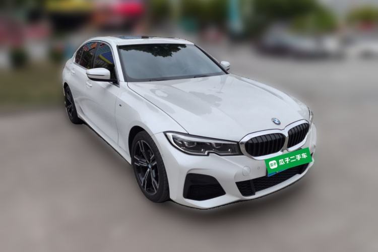 Used BMW 3 Series 2021 Second Facelift 325i M Sport Package Front Right 45 Deg