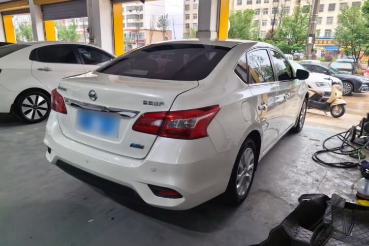 Used Nissan Sylphy 2016 1.6 XL CVT Luxury Edition Rear Right 45 Deg