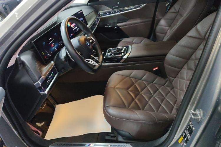 Used BMW i7 2023 eDrive50L Leading M Sport Package
