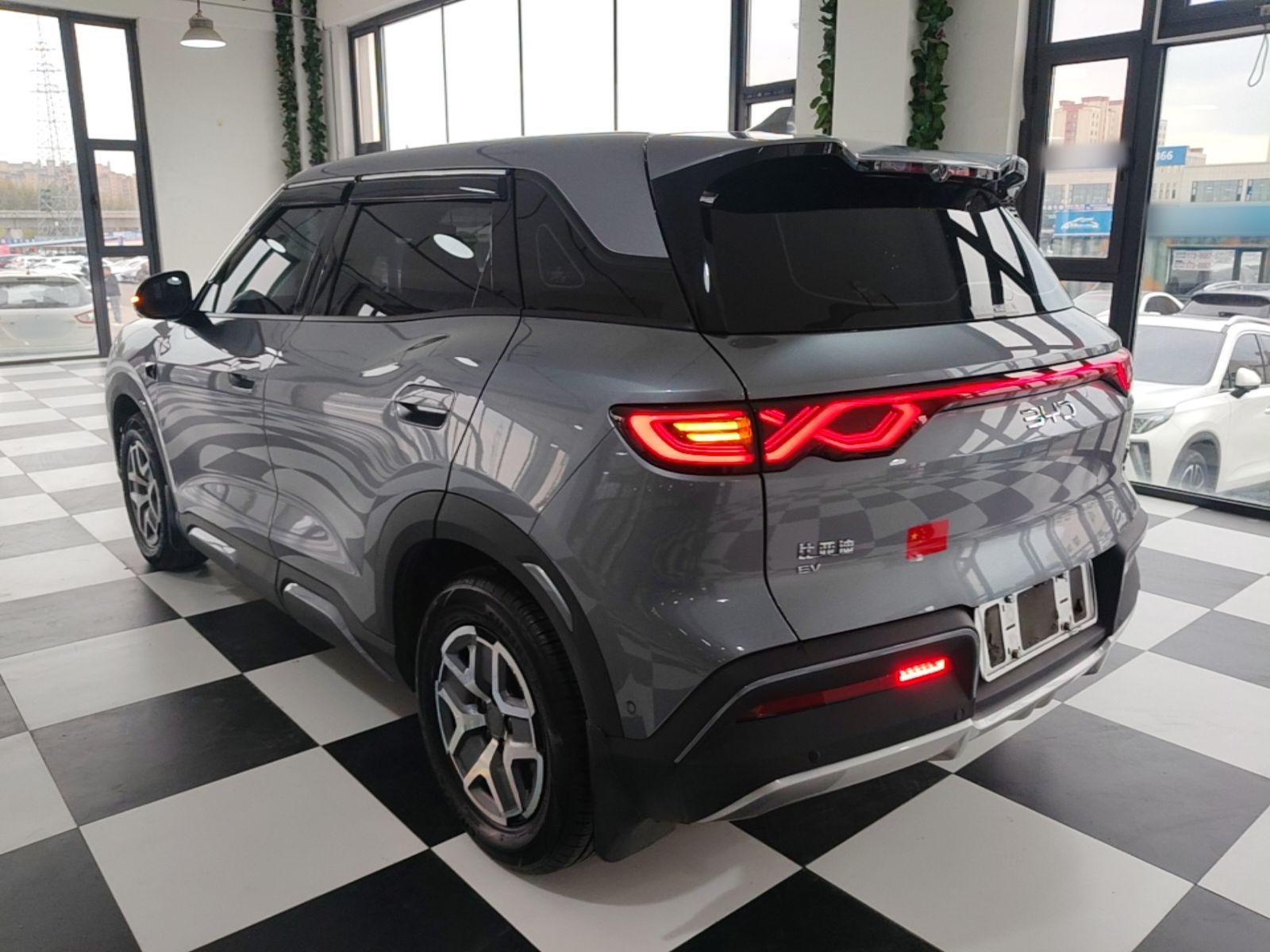BYD Yuan UP 2025 Intelligent Driving Version 401 KM Dynamic Edition — снимка 4