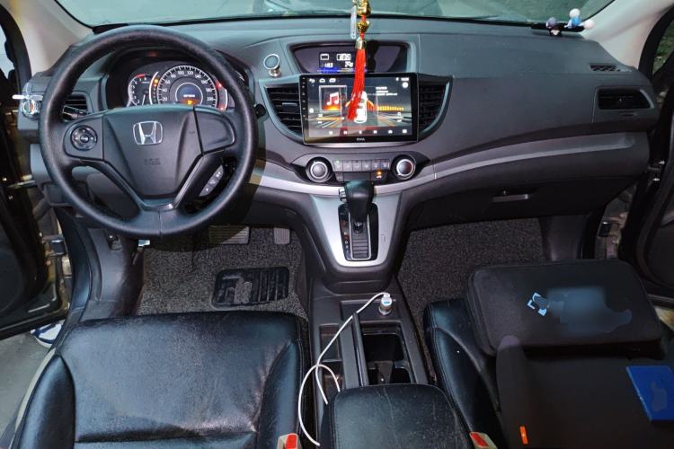 Used Honda CR-V 2012 2.0L two-wheel drive urban version
