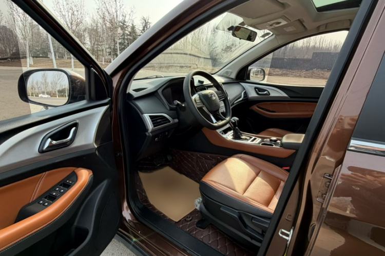 Used HYOSOW H5 2018 1.3T CVT Luxury Model Interior 9