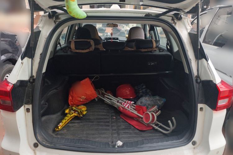 Used Haval M6 2017 1.5T Automatic Two-Wheel Drive Prestige Model
