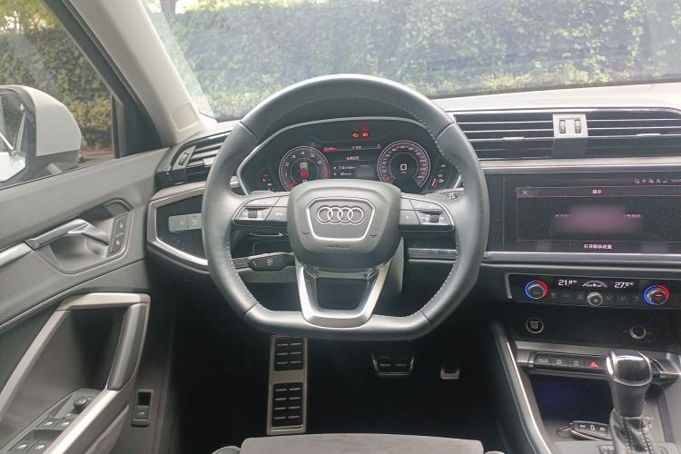 Used Audi Q3 2022 40 TFSI Fashion Dynamic Model