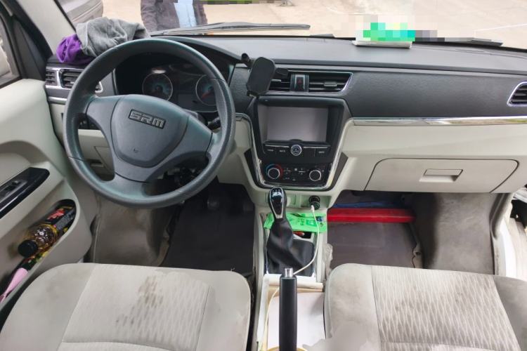 Used Jinbei New Hiace X30L CNG 2023 100L CNG Wealth Edition Bus 6/7 Seats No Air Conditioning SWCC15M
