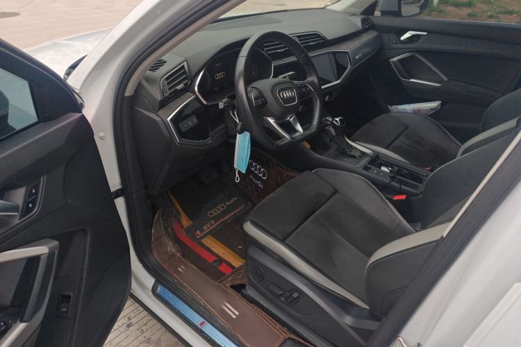 Used Audi Q3 2022 35 TFSI Fashion Dynamic Model