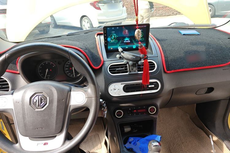 Used MG 3 2013 1.5L AMT Elite Edition Center Console