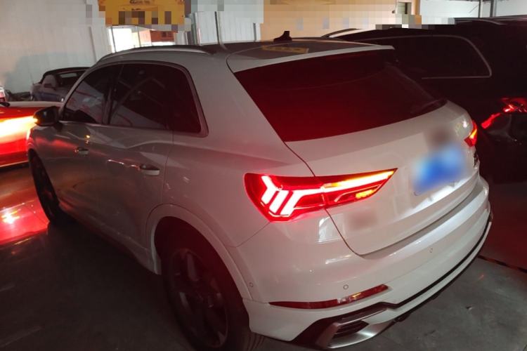 Used Audi Q3 2024 35 TFSI Fashion Dynamic Edition
